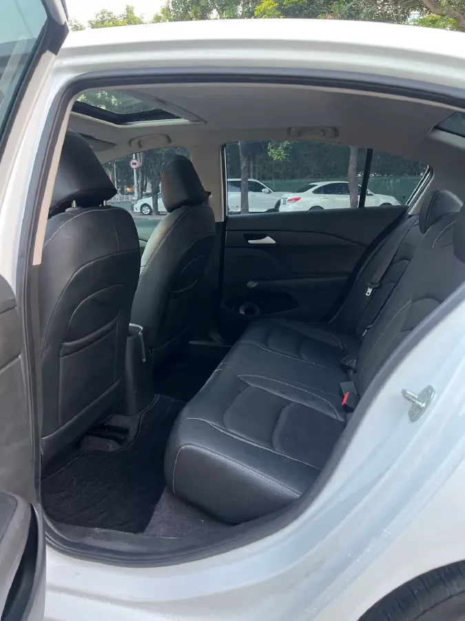 2019 Chevrolet Cavalier 1.5L 113HP L4 6AT,autocango,china used car exporter,china ev exporter,chinese used car exporter,chinese used ev exporter