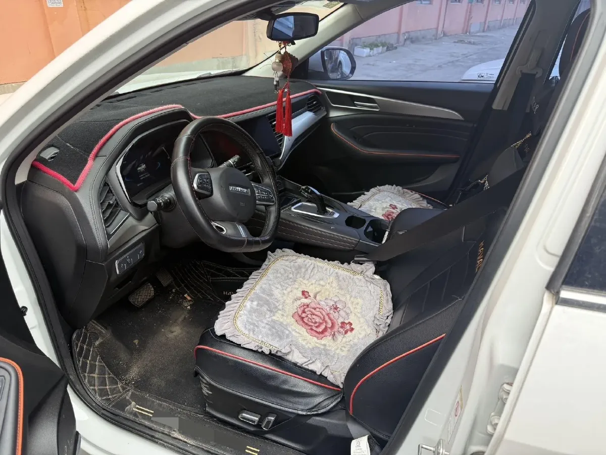 2020 Haval F7 2.0T 224HP L4 7DCT,autocango,china used car exporter,china ev exporter,chinese used car exporter,chinese used ev exporter