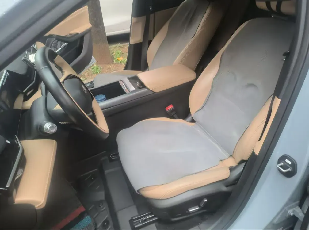 2024 Geely Galaxy L6 1.5T 163HP L4 3DHT PHEV,autocango,china used car exporter,china ev exporter,chinese used car exporter,chinese used ev exporter