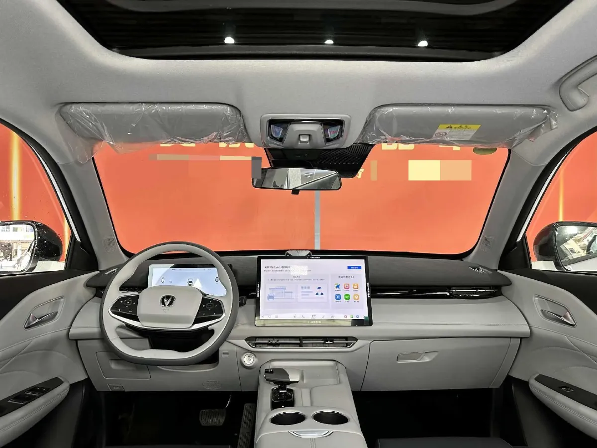 2024 ChangAn UNI-Z 1.5L 98HP L4 E-CVT PHEV 18.4KWH,autocango,china used car exporter,china ev exporter,chinese used car exporter,chinese used ev exporter