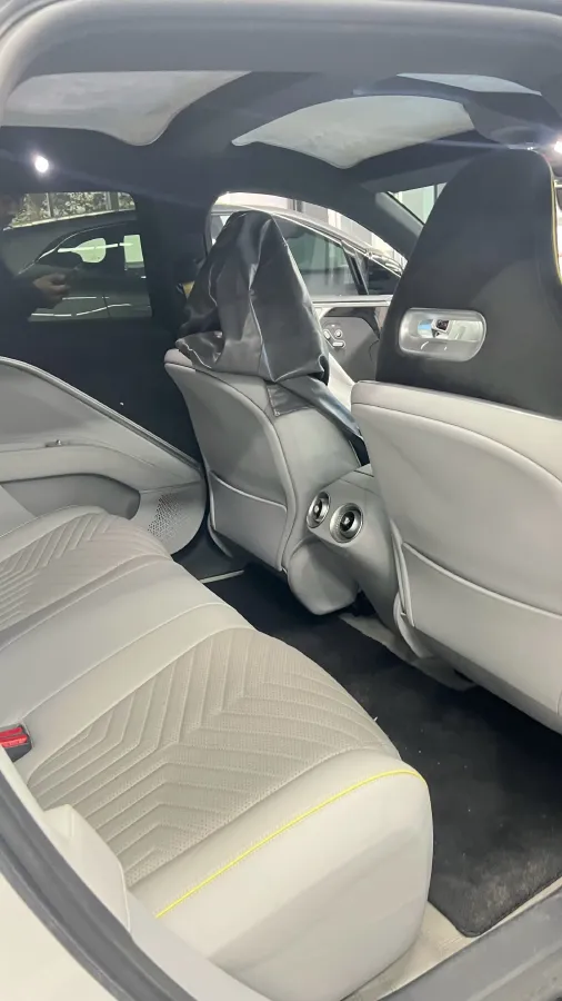 2022 Avatr 11 BEV 90.38KWH,autocango,china used car exporter,china ev exporter,chinese used car exporter,chinese used ev exporter