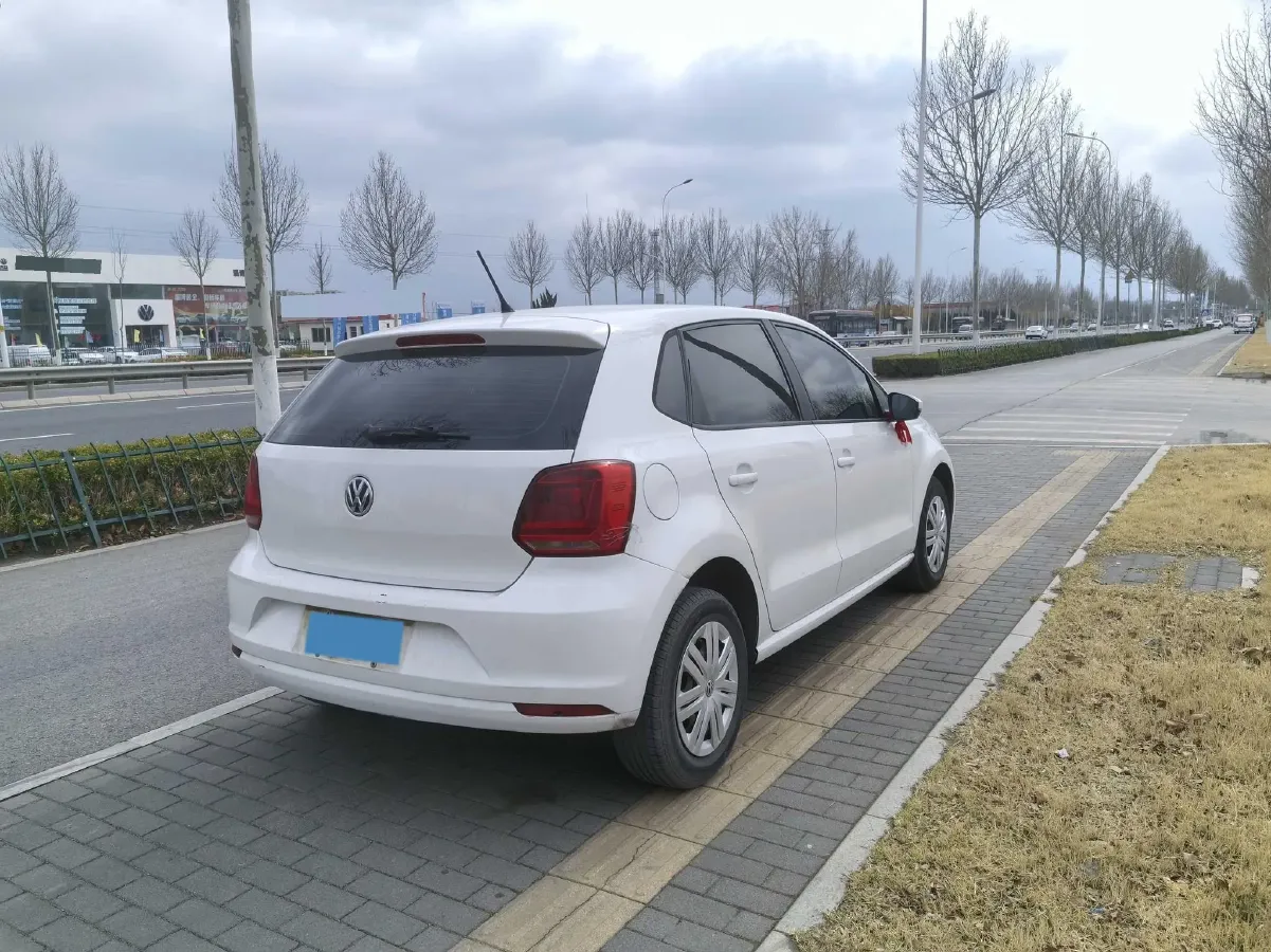 2016 Volkswagen Polo 1.4L 90HP L4 5MT,autocango,china used car exporter,china ev exporter,chinese used car exporter,chinese used ev exporter