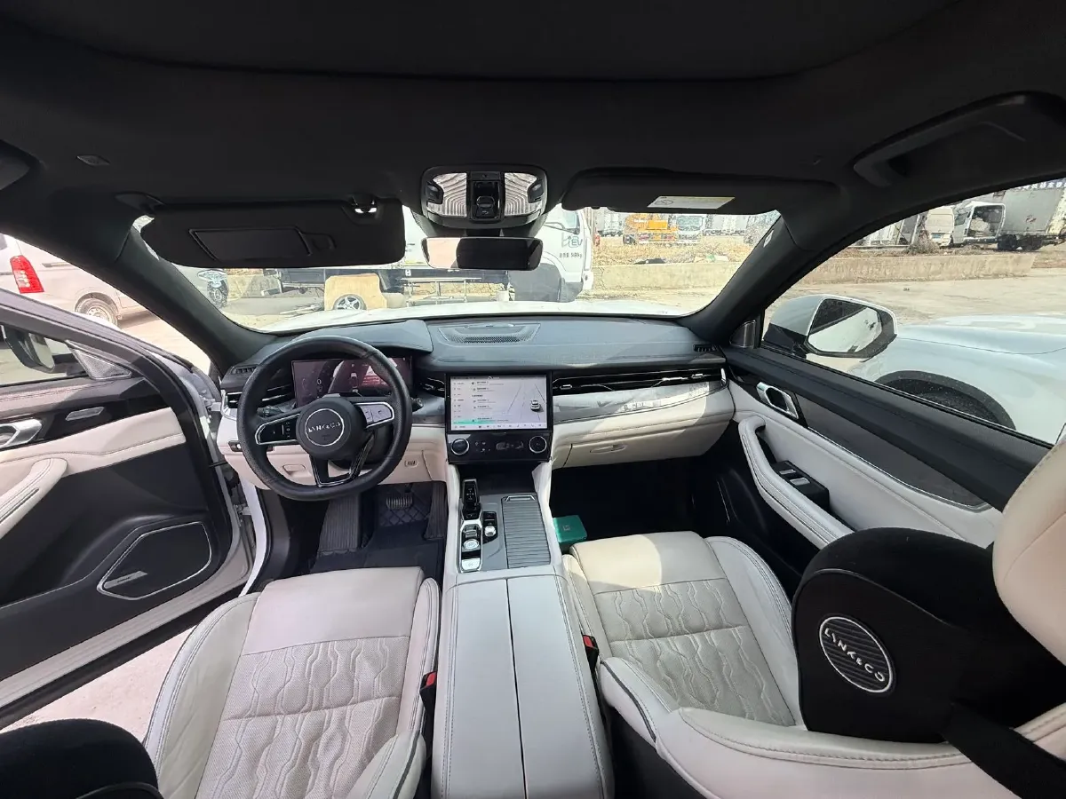 2021 Kia Carnival 2.0T 233HP L4 8AT,autocango,china used car exporter,china ev exporter,chinese used car exporter,chinese used ev exporter