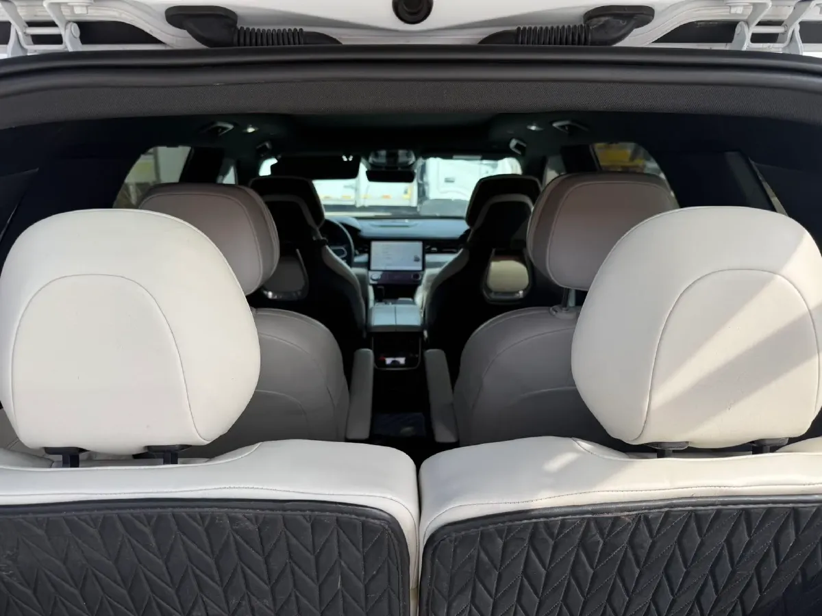 2021 Kia Carnival 2.0T 233HP L4 8AT,autocango,china used car exporter,china ev exporter,chinese used car exporter,chinese used ev exporter