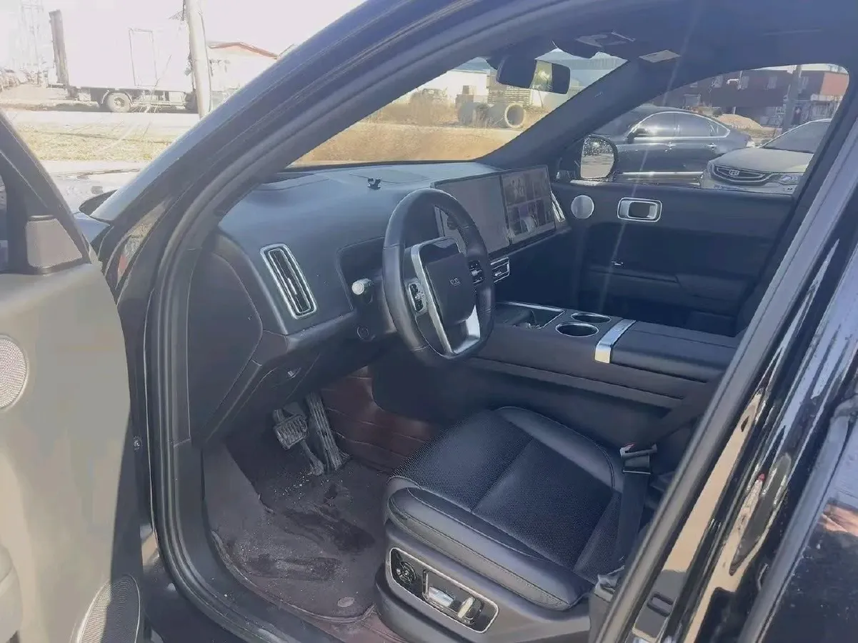 2023 Li L7 Range Extended 154HP REEV 40.9KWH,autocango,china used car exporter,china ev exporter,chinese used car exporter,chinese used ev exporter