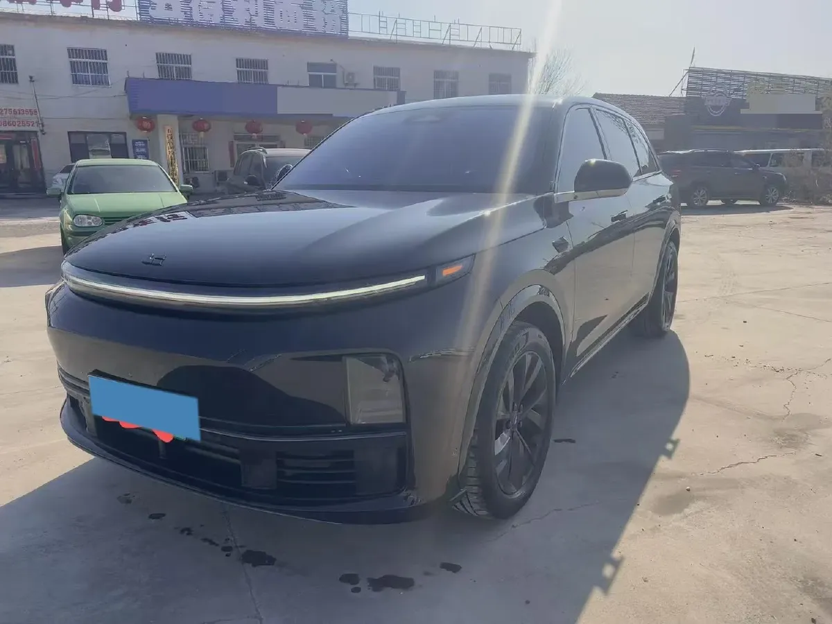 2023 Li L7 Range Extended 154HP REEV 40.9KWH,autocango,china used car exporter,china ev exporter,chinese used car exporter,chinese used ev exporter