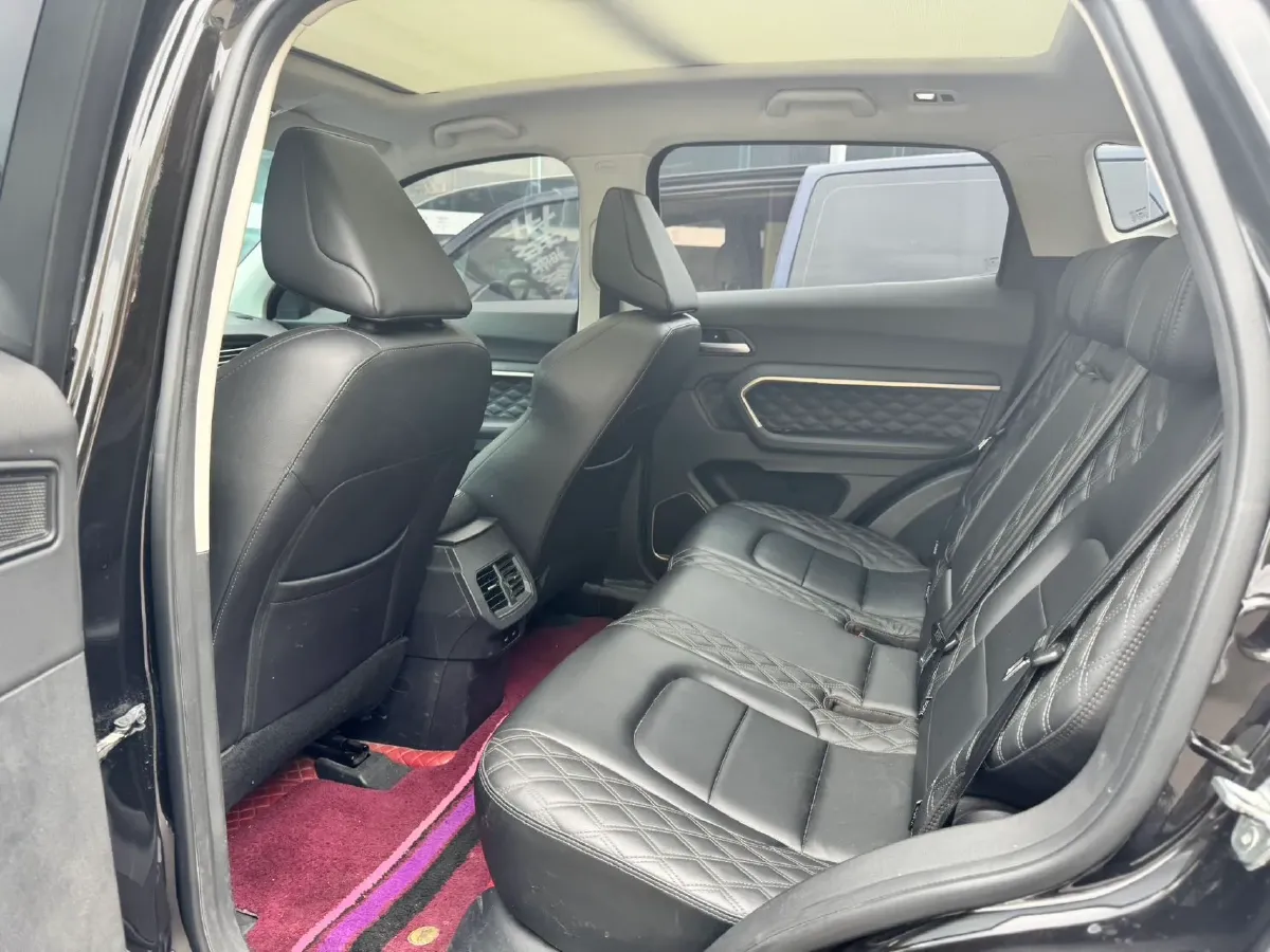 2021 Haval H6 1.5T 169HP L4 7DCT,autocango,china used car exporter,china ev exporter,chinese used car exporter,chinese used ev exporter