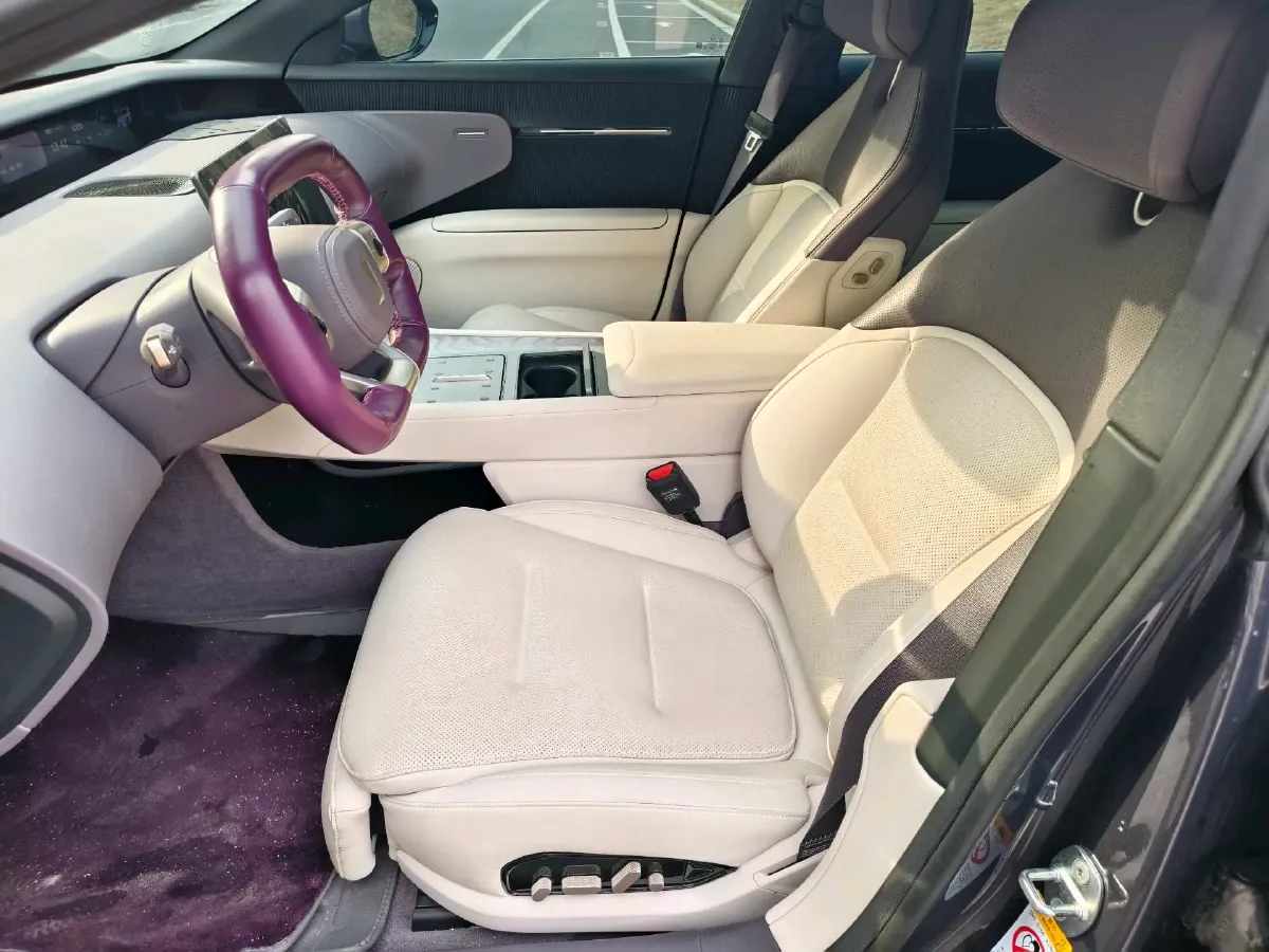 2024 Avatr 12 BEV 94.5KWH,autocango,china used car exporter,china ev exporter,chinese used car exporter,chinese used ev exporter