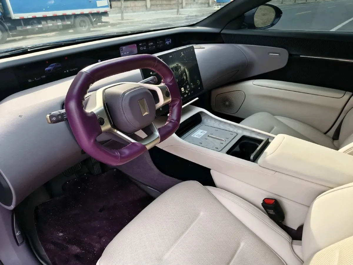 2024 Avatr 12 BEV 94.5KWH,autocango,china used car exporter,china ev exporter,chinese used car exporter,chinese used ev exporter