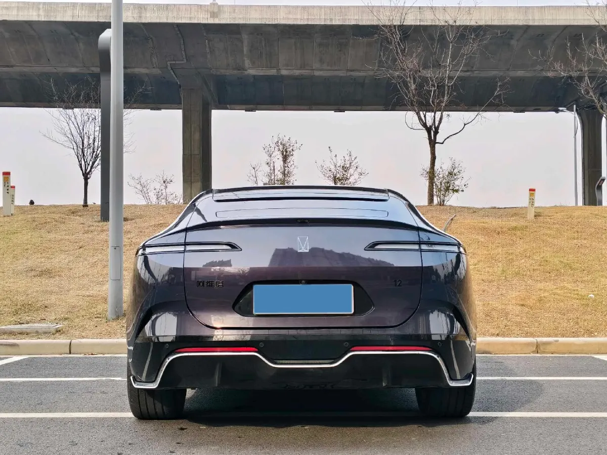 2024 Avatr 12 BEV 94.5KWH,autocango,china used car exporter,china ev exporter,chinese used car exporter,chinese used ev exporter