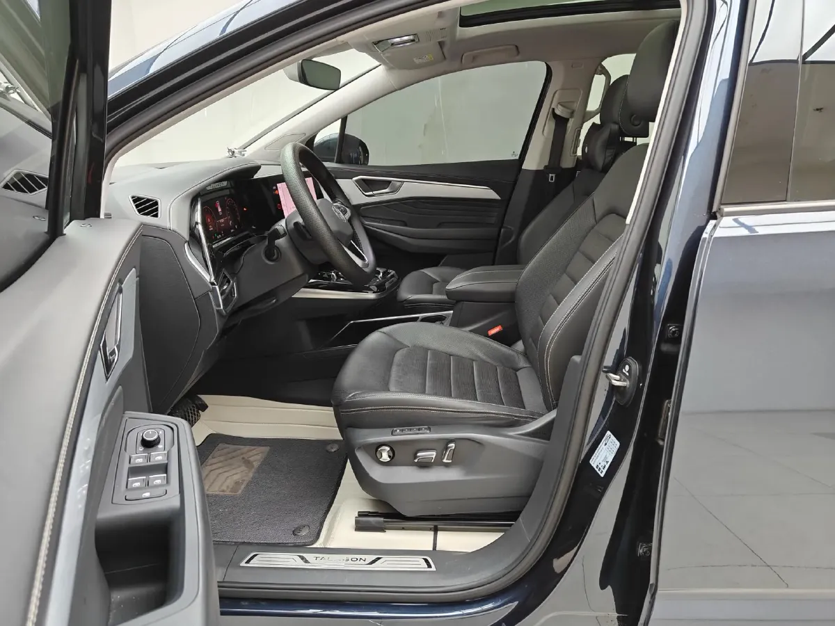 2022 Volkswagen Talagon 2.0T 220HP L4 7DCT,autocango,china used car exporter,china ev exporter,chinese used car exporter,chinese used ev exporter