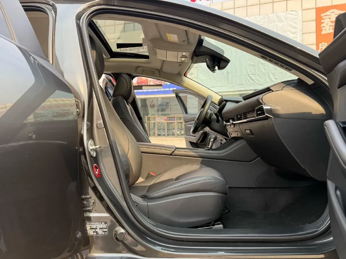 2022 Mazda 3 Axela 2.0L 158HP L4 6AT,autocango,china used car exporter,china ev exporter,chinese used car exporter,chinese used ev exporter