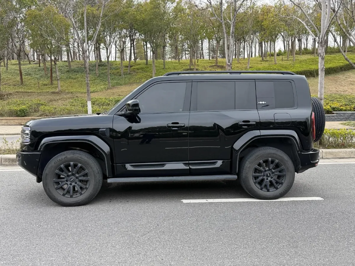 2025 FangChengBao Bao 5 1.5T 194HP L4 E-CVT PHEV 31.8KWH,autocango,china used car exporter,china ev exporter,chinese used car exporter,chinese used ev exporter