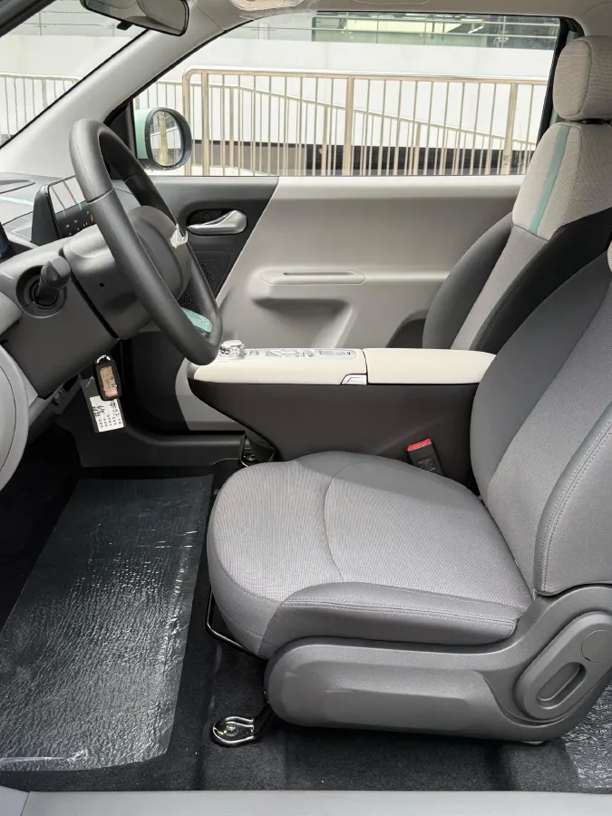 2025 LingBox BOX BEV 19.2KWH,autocango,china used car exporter,china ev exporter,chinese used car exporter,chinese used ev exporter