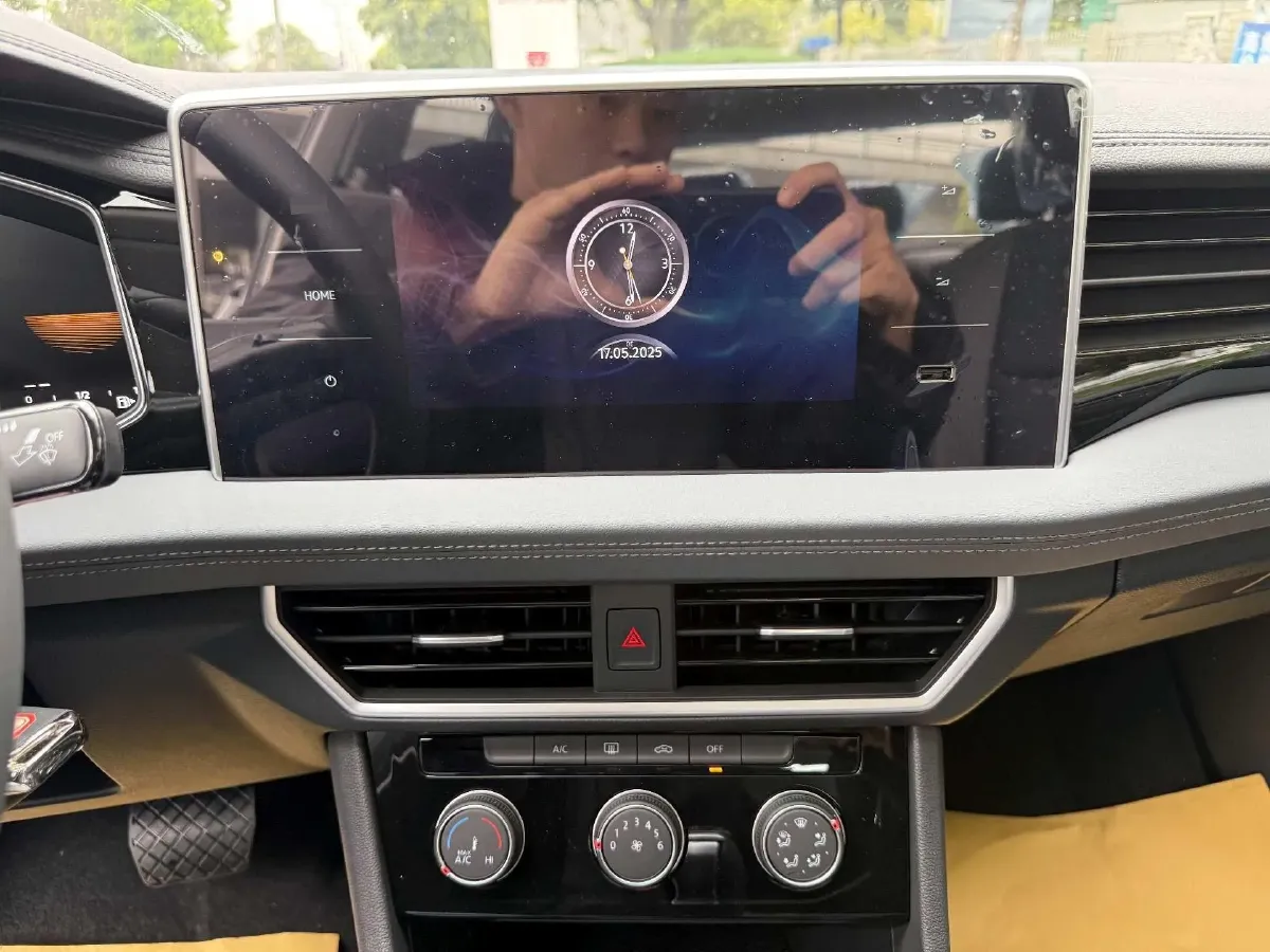 2024 Volkswagen Sagitar 1.2T 116HP L4 7DCT,autocango,china used car exporter,china ev exporter,chinese used car exporter,chinese used ev exporter