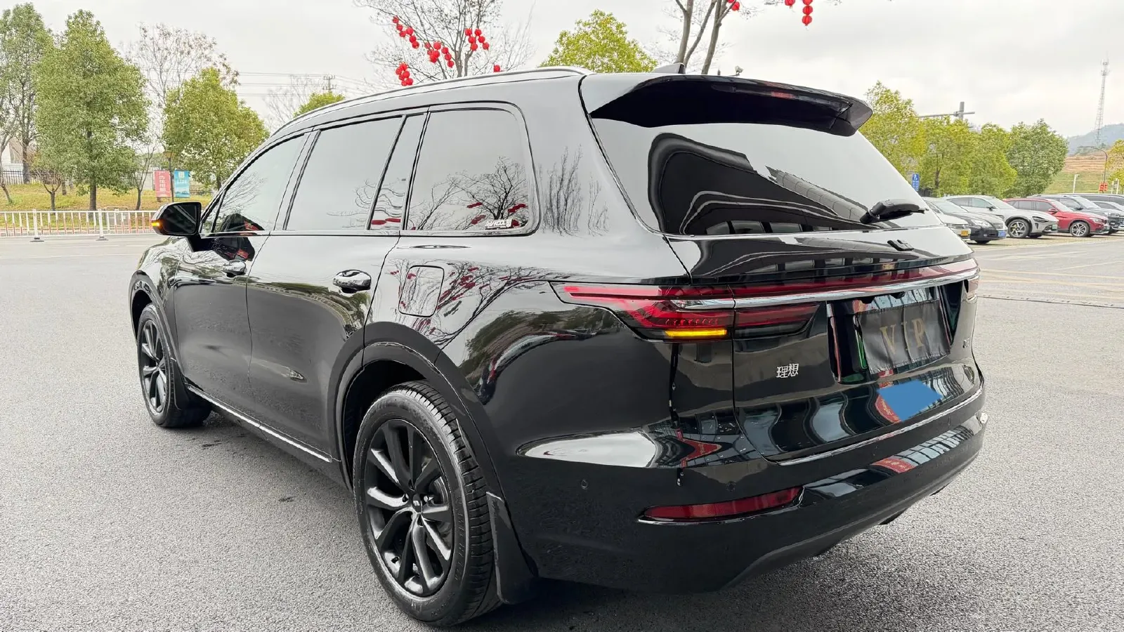 2021 Li ONE Range Extended 131HP REEV 40.5KWH,autocango,china used car exporter,china ev exporter,chinese used car exporter,chinese used ev exporter