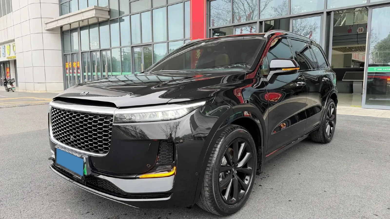2021 Li ONE Range Extended 131HP REEV 40.5KWH,autocango,china used car exporter,china ev exporter,chinese used car exporter,chinese used ev exporter