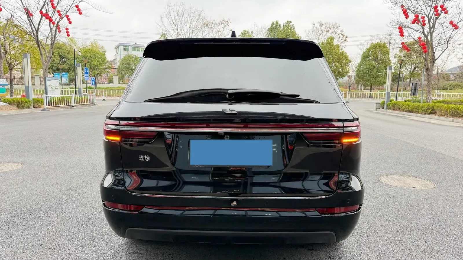 2021 Li ONE Range Extended 131HP REEV 40.5KWH,autocango,china used car exporter,china ev exporter,chinese used car exporter,chinese used ev exporter