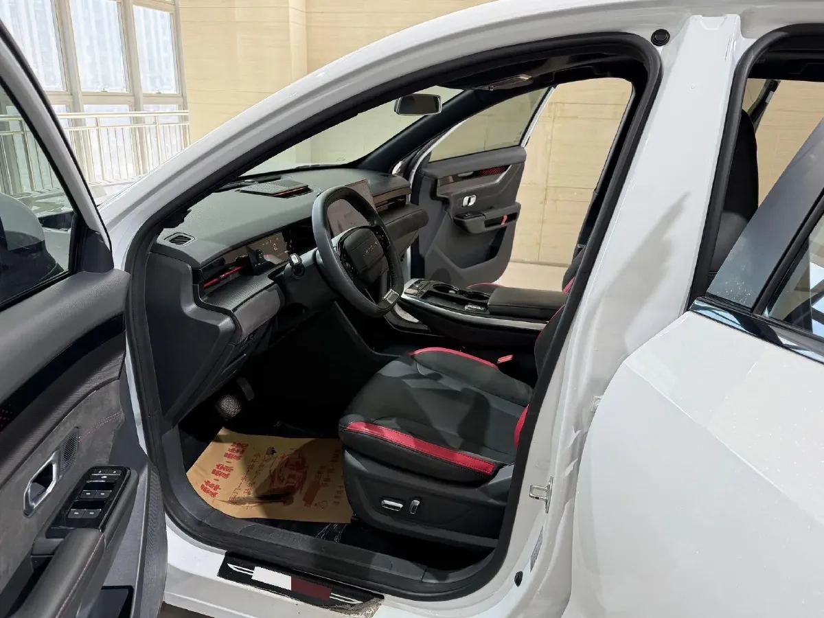 2022 Jetour DASHING 1.6T 197HP L4 7DCT,autocango,china used car exporter,china ev exporter,chinese used car exporter,chinese used ev exporter