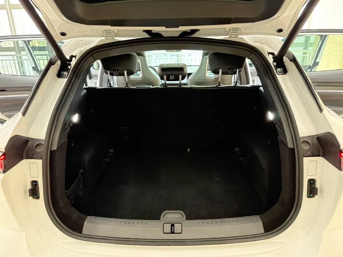 2022 Jetour DASHING 1.6T 197HP L4 7DCT,autocango,china used car exporter,china ev exporter,chinese used car exporter,chinese used ev exporter