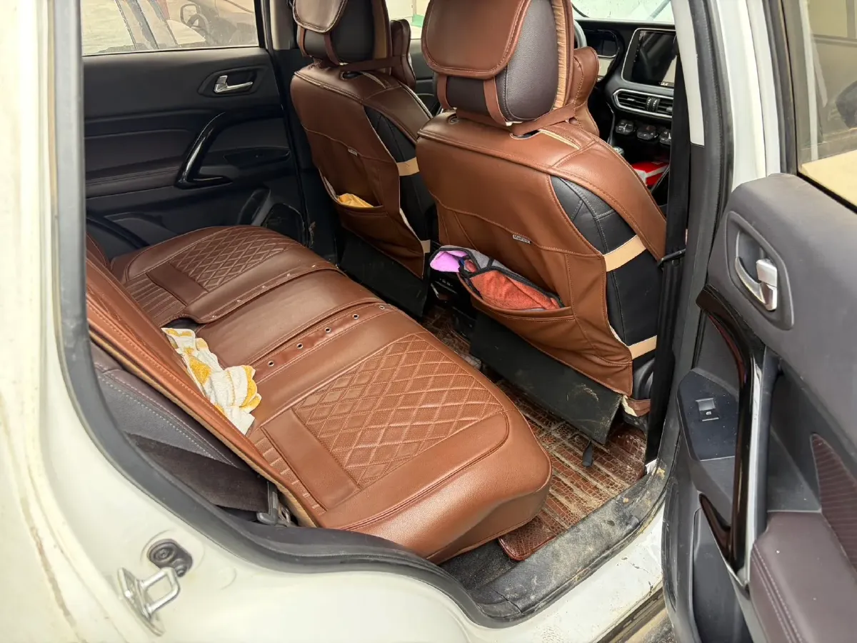 2019 GAC Trumpchi GS4 1.5T 169HP L4 6MT,autocango,china used car exporter,china ev exporter,chinese used car exporter,chinese used ev exporter