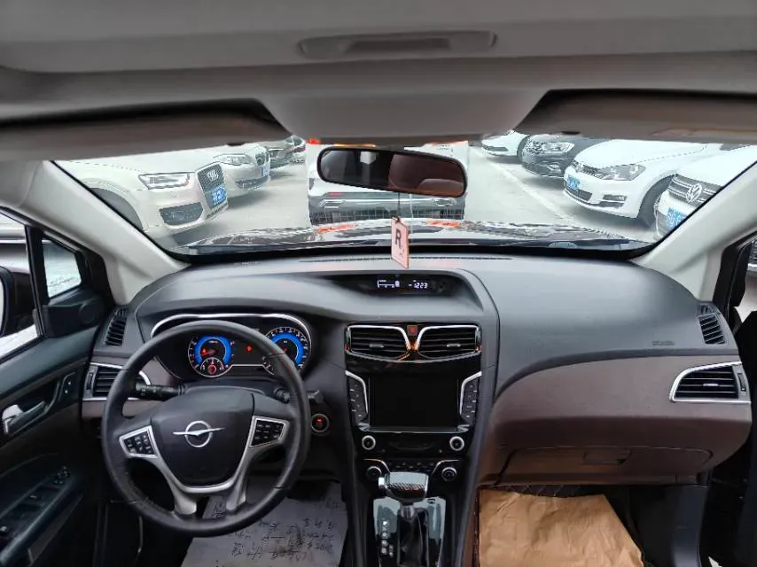 2017 HaiMa Family MPV 1.5T 156HP L4 6AT,autocango,china used car exporter,china ev exporter,chinese used car exporter,chinese used ev exporter