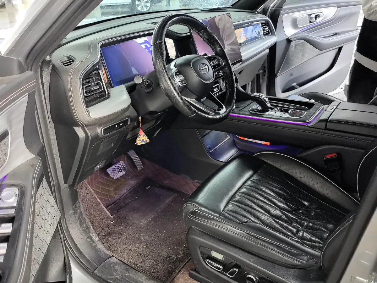 2022 GAC Trumpchi GS8 2.0T 252HP L4 8AT,autocango,china used car exporter,china ev exporter,chinese used car exporter,chinese used ev exporter