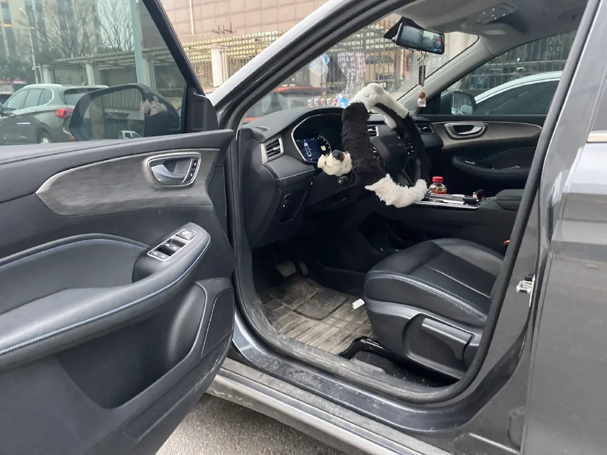 2023 Roewe RX5 1.5T 181HP L4 7DCT,autocango,china used car exporter,china ev exporter,chinese used car exporter,chinese used ev exporter