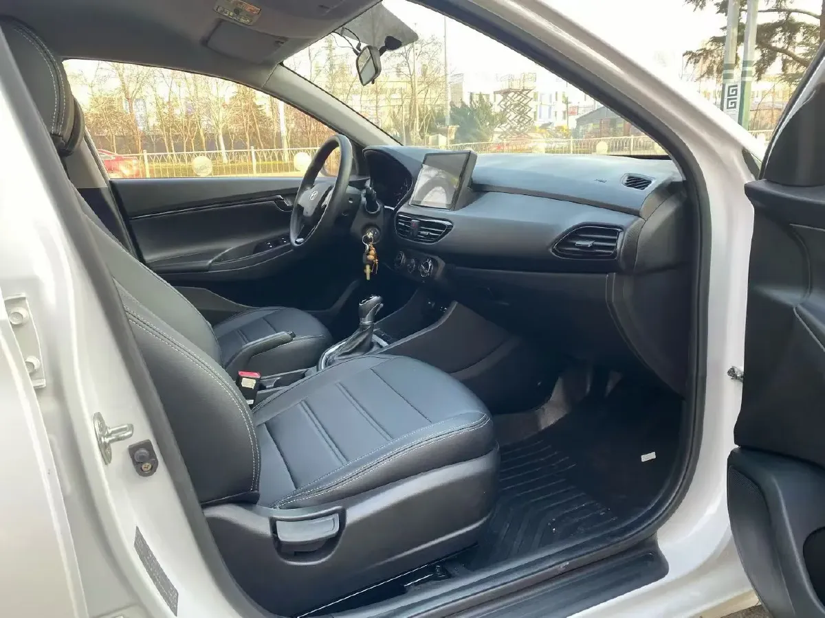 2017 Hyundai Celesta 1.6L 123HP L4 6AT,autocango,china used car exporter,china ev exporter,chinese used car exporter,chinese used ev exporter