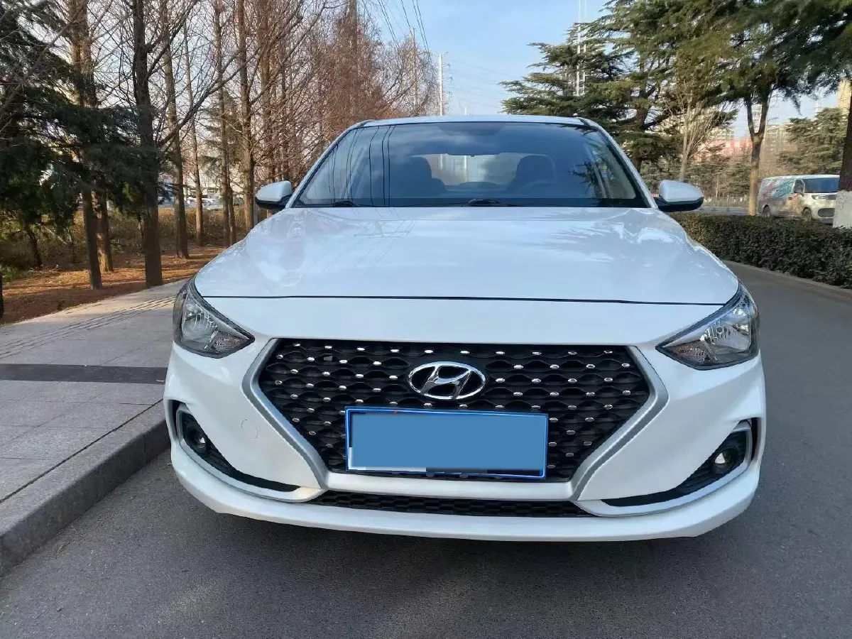 2017 Hyundai Celesta 1.6L 123HP L4 6AT,autocango,china used car exporter,china ev exporter,chinese used car exporter,chinese used ev exporter