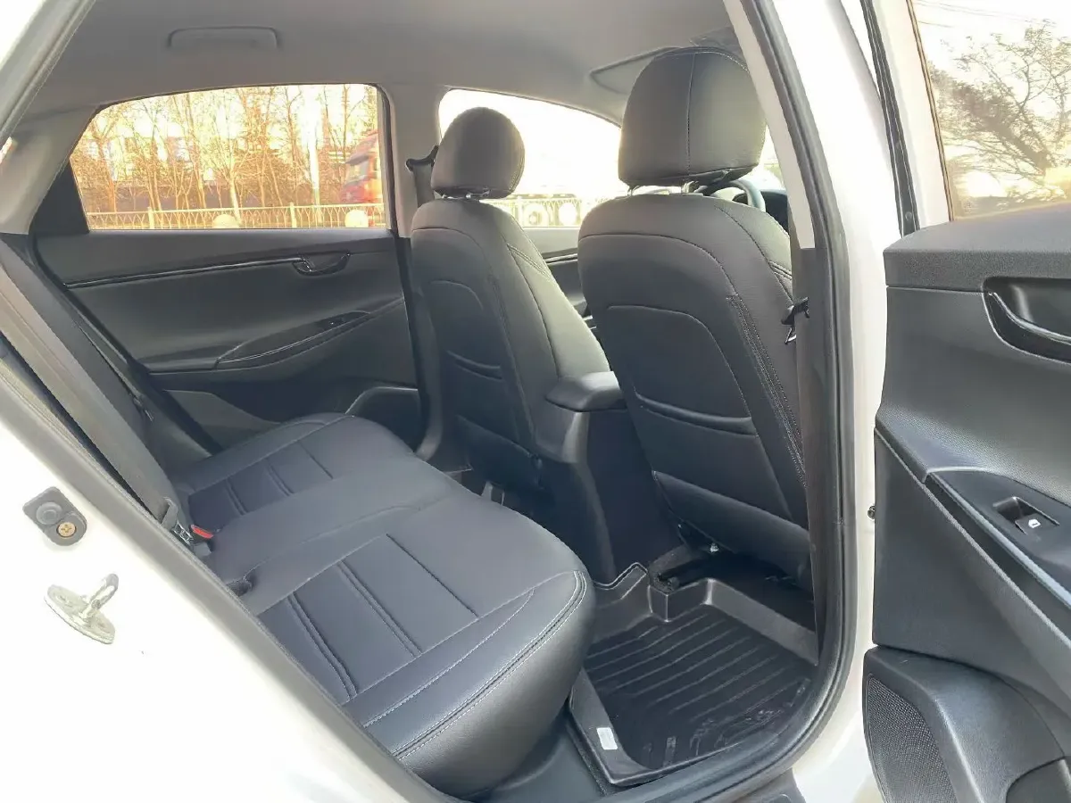 2017 Hyundai Celesta 1.6L 123HP L4 6AT,autocango,china used car exporter,china ev exporter,chinese used car exporter,chinese used ev exporter