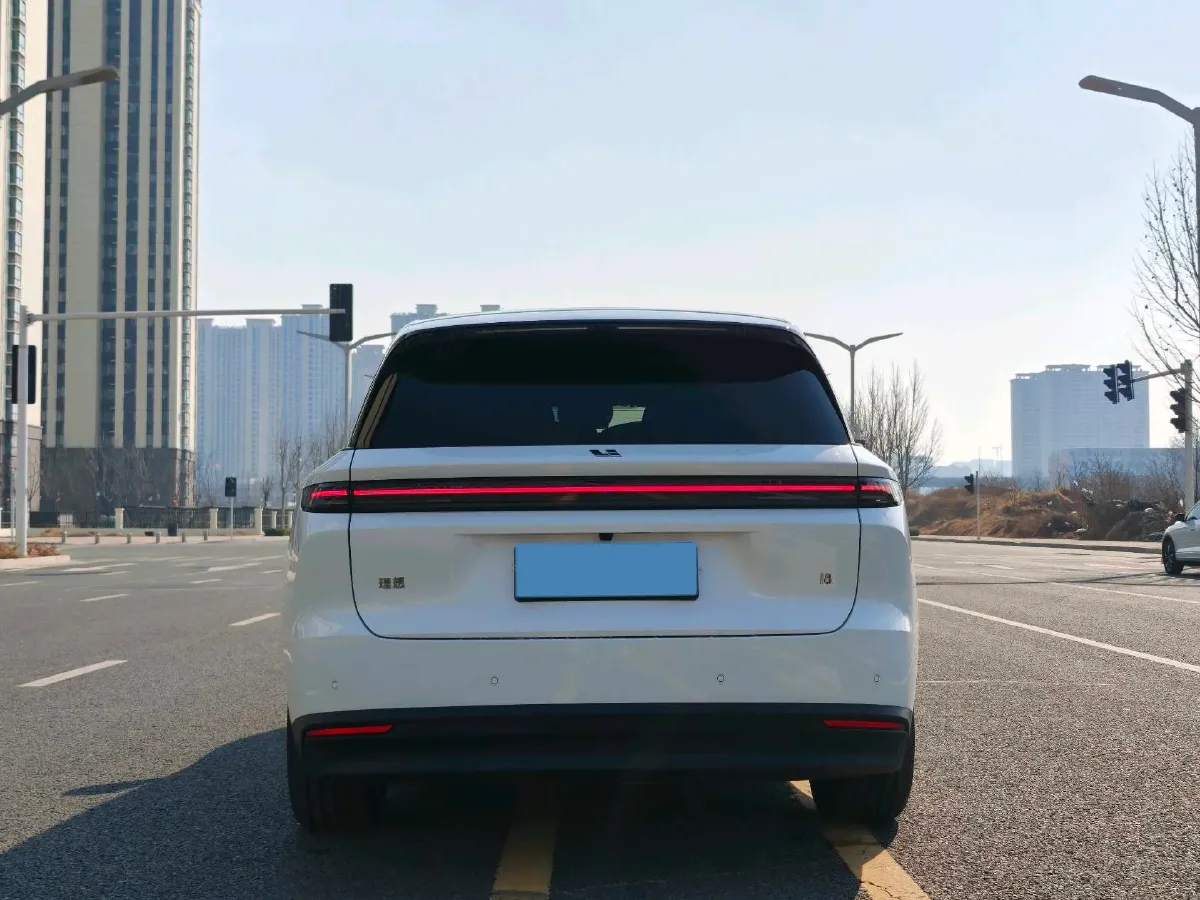 2025 Li i8 BEV,autocango,china used car exporter,china ev exporter,chinese used car exporter,chinese used ev exporter