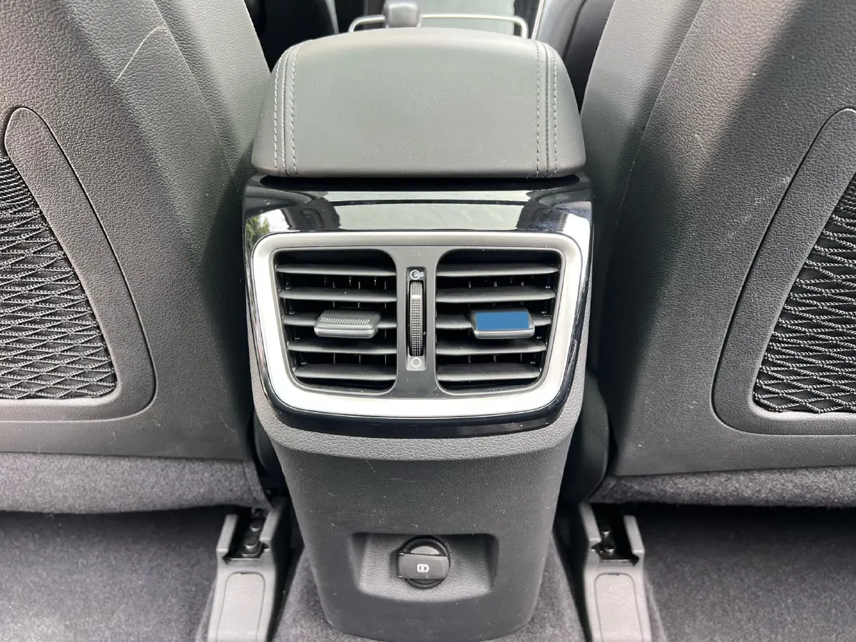 2019 Hyundai Tucson 1.6T 177HP L4 7DCT,autocango,china used car exporter,china ev exporter,chinese used car exporter,chinese used ev exporter