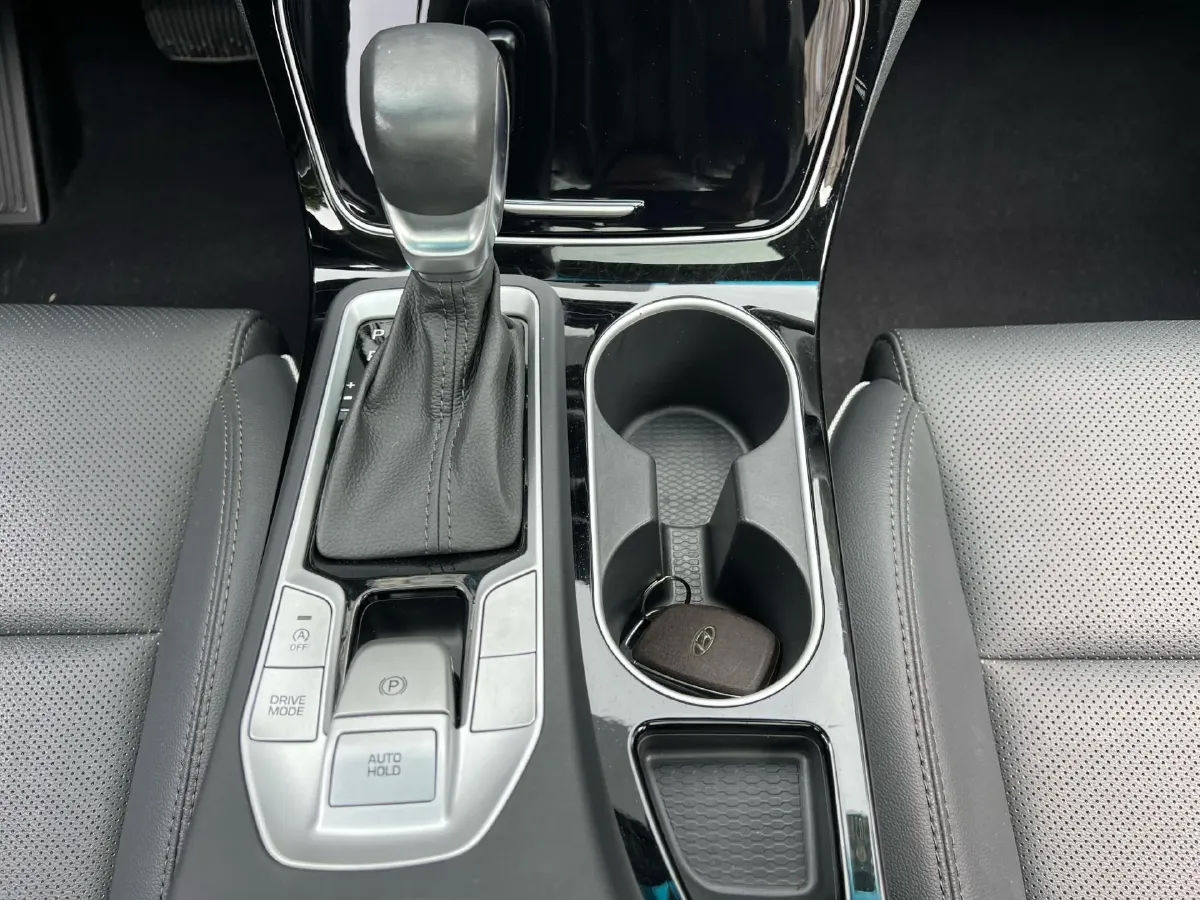 2019 Hyundai Tucson 1.6T 177HP L4 7DCT,autocango,china used car exporter,china ev exporter,chinese used car exporter,chinese used ev exporter