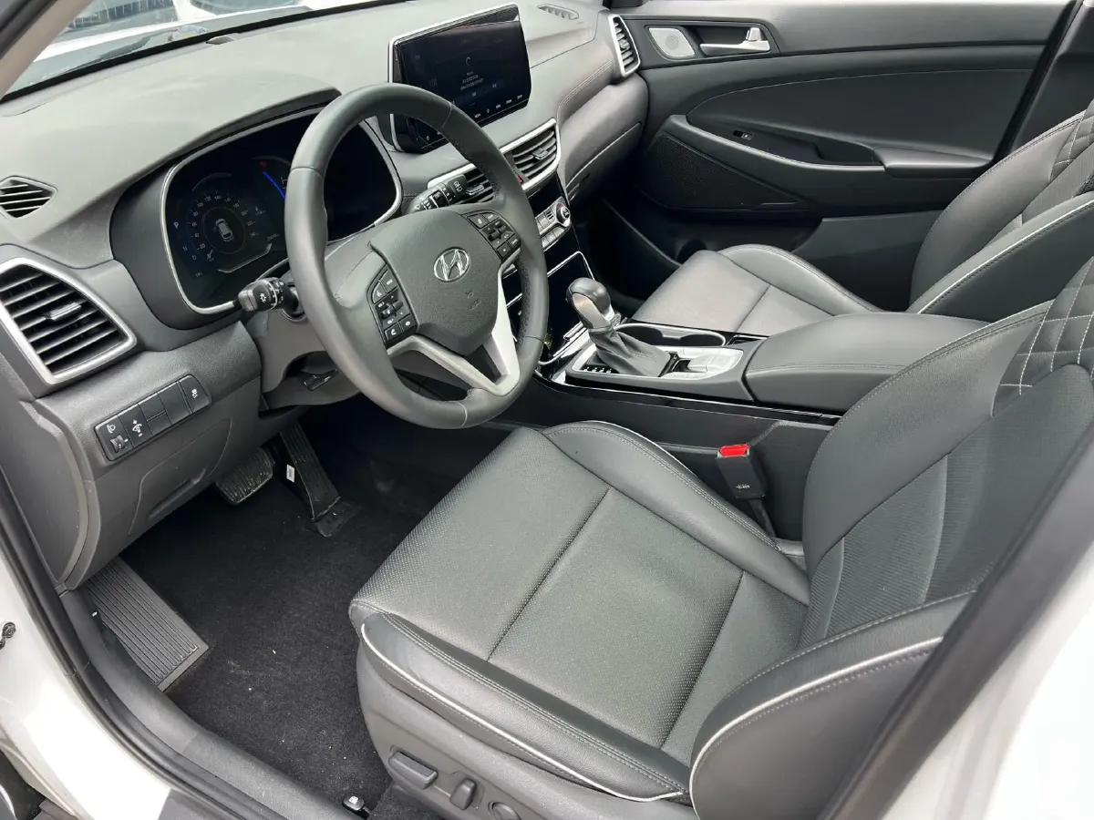 2019 Hyundai Tucson 1.6T 177HP L4 7DCT,autocango,china used car exporter,china ev exporter,chinese used car exporter,chinese used ev exporter