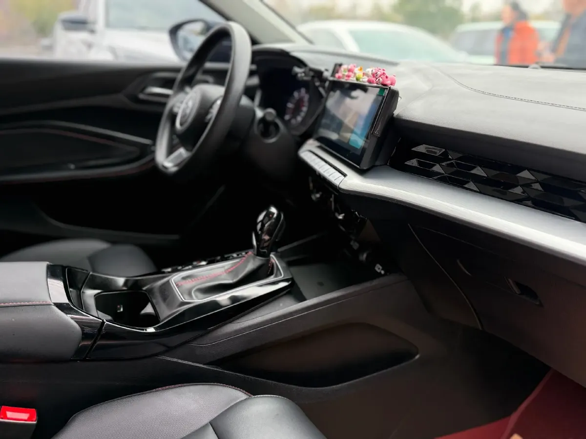 2023 MG 5 1.5L 129HP L4 CVT,autocango,china used car exporter,china ev exporter,chinese used car exporter,chinese used ev exporter