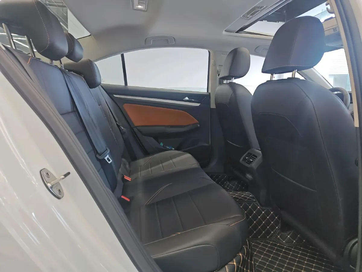 2024 Volkswagen Bora 1.4T 150HP L4 7DCT,autocango,china used car exporter,china ev exporter,chinese used car exporter,chinese used ev exporter