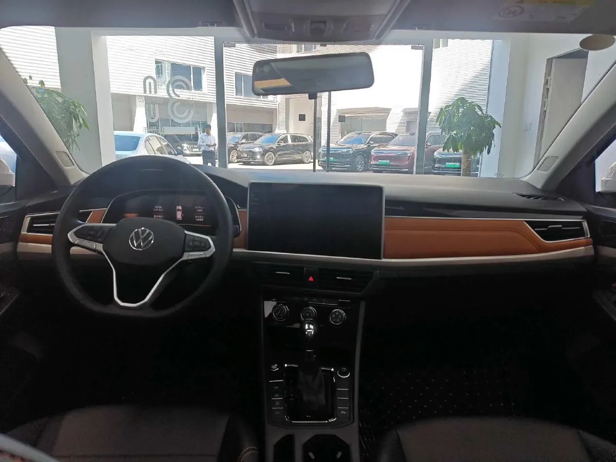 2024 Volkswagen Bora 1.4T 150HP L4 7DCT,autocango,china used car exporter,china ev exporter,chinese used car exporter,chinese used ev exporter
