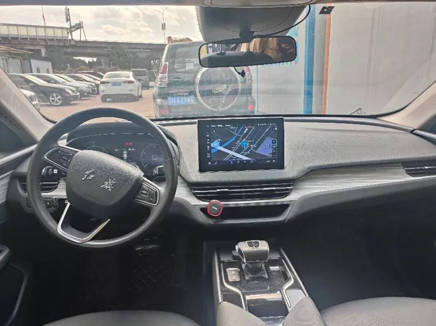 2024 HongQi E-QM5 BEV 72KWH,autocango,china used car exporter,china ev exporter,chinese used car exporter,chinese used ev exporter