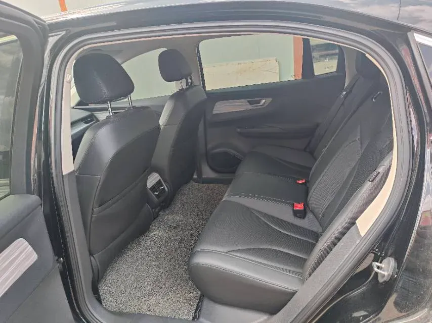 2024 HongQi E-QM5 BEV 72KWH,autocango,china used car exporter,china ev exporter,chinese used car exporter,chinese used ev exporter