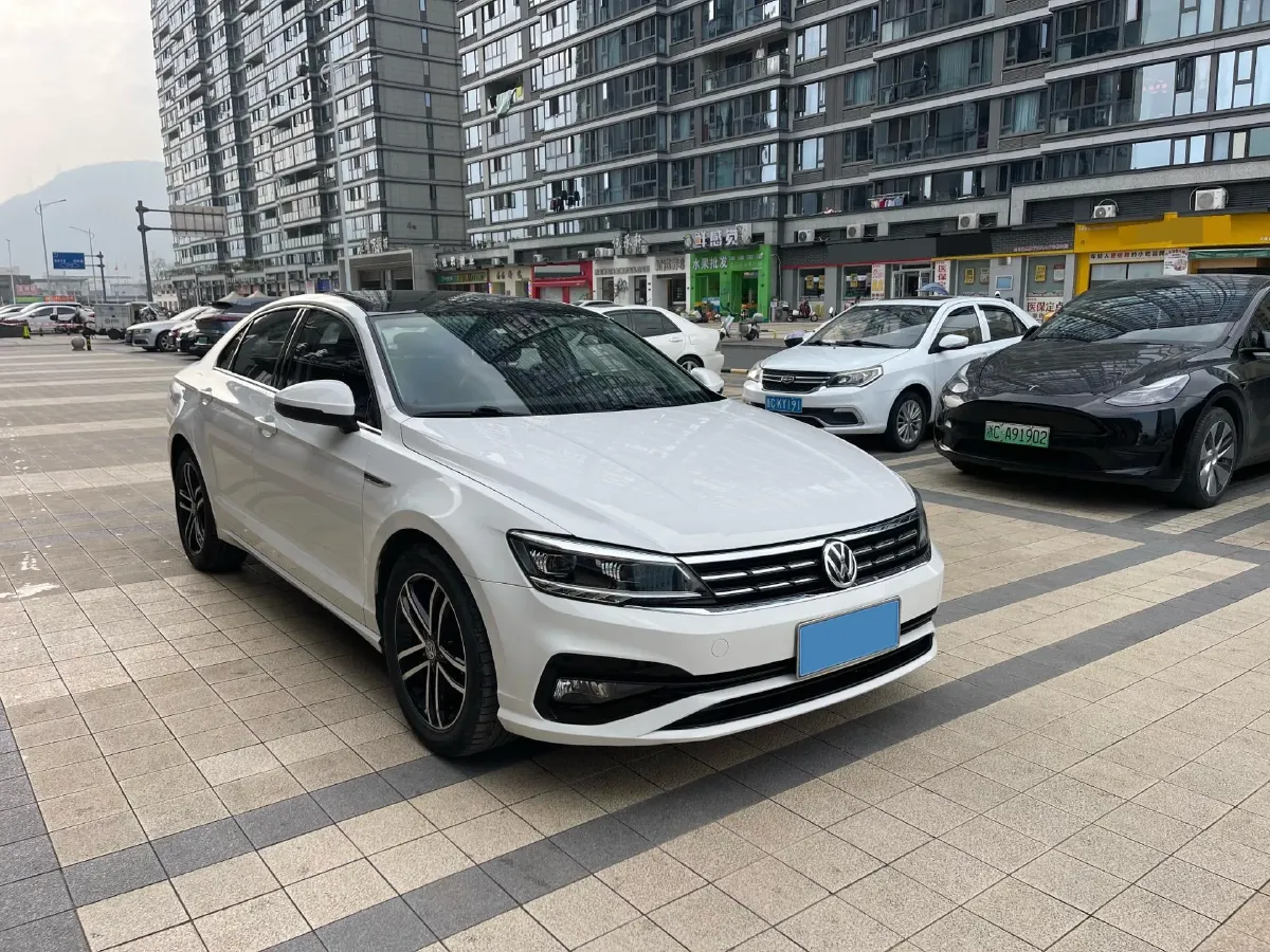 2021 Volkswagen Lamando 1.4T 150HP L4 7DCT,autocango,china used car exporter,china ev exporter,chinese used car exporter,chinese used ev exporter