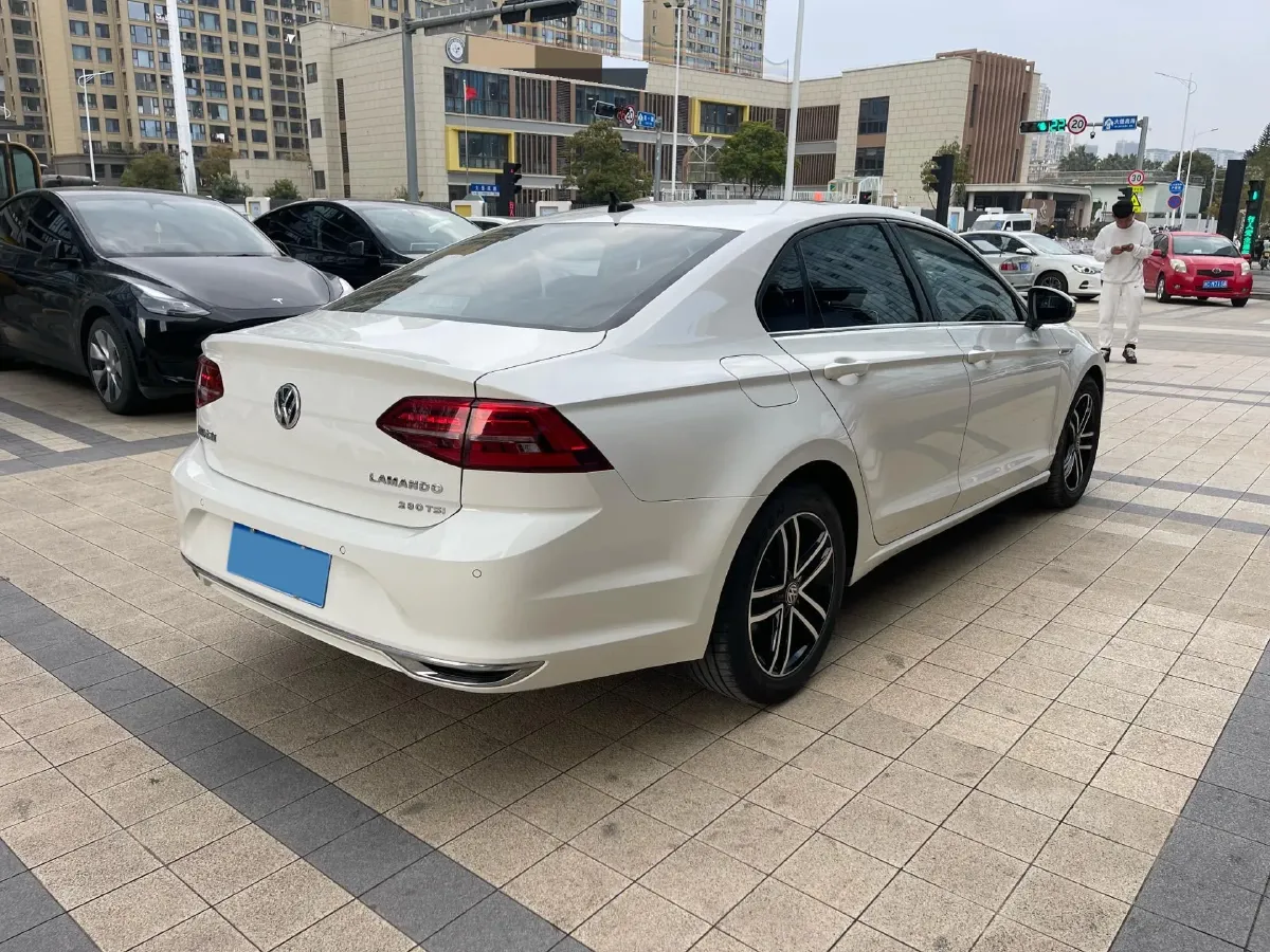 2021 Volkswagen Lamando 1.4T 150HP L4 7DCT,autocango,china used car exporter,china ev exporter,chinese used car exporter,chinese used ev exporter
