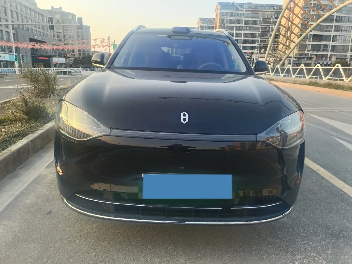 2024 AITO AITO M9 1.5T 152HP L4 REEV 42KWH,autocango,china used car exporter,china ev exporter,chinese used car exporter,chinese used ev exporter