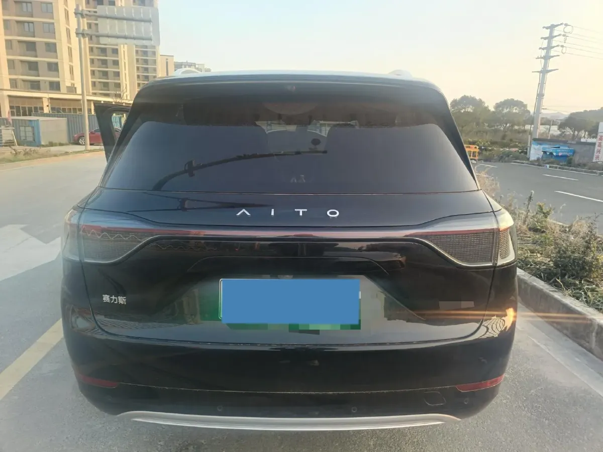 2024 AITO AITO M9 1.5T 152HP L4 REEV 42KWH,autocango,china used car exporter,china ev exporter,chinese used car exporter,chinese used ev exporter