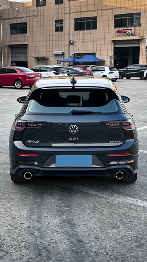 2025 Volkswagen GolfGTI 2.0T 220HP L4 7DCT,autocango,china used car exporter,china ev exporter,chinese used car exporter,chinese used ev exporter