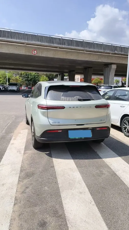 2025 Bestune YueYi 03 BEV 61.47KWH,autocango,china used car exporter,china ev exporter,chinese used car exporter,chinese used ev exporter