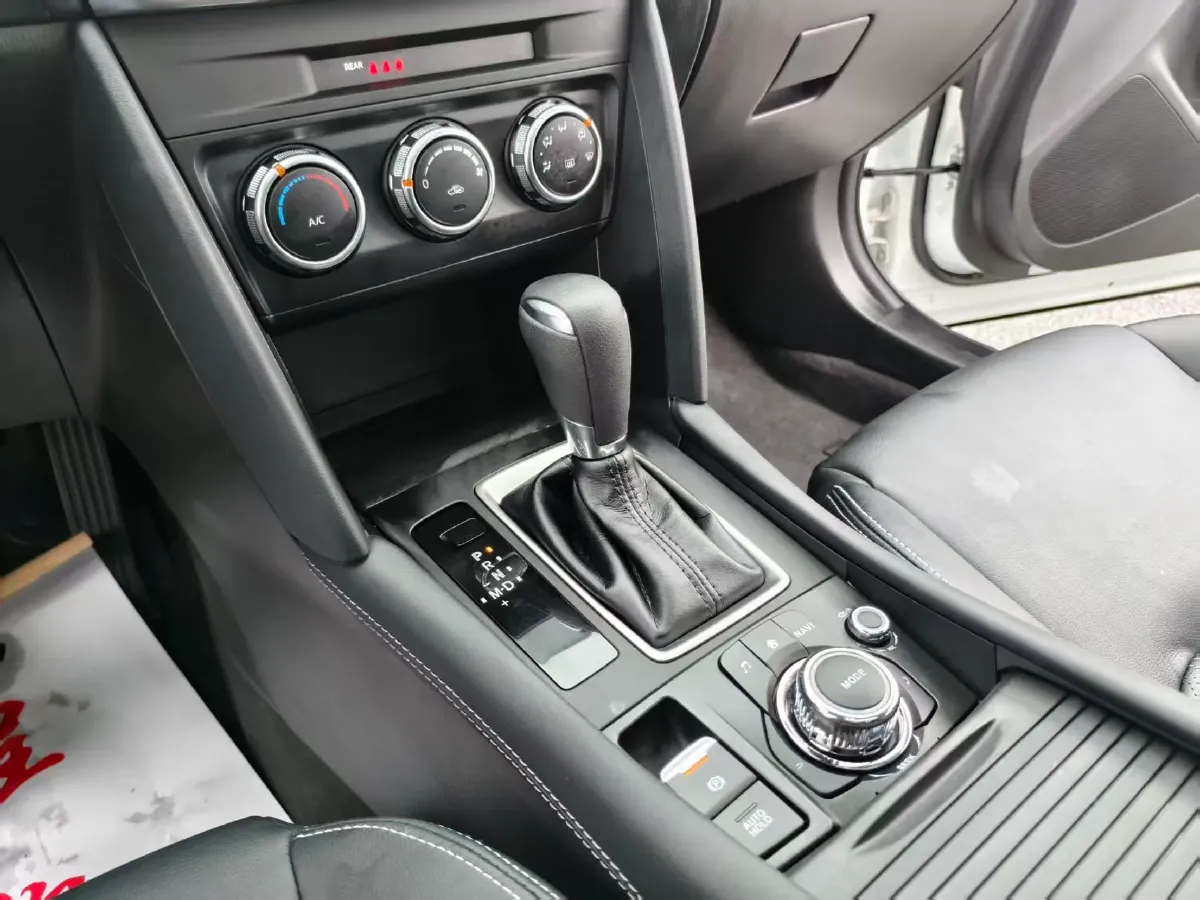 2021 Mazda CX-4 2.0L 158HP L4 6AT,autocango,china used car exporter,china ev exporter,chinese used car exporter,chinese used ev exporter