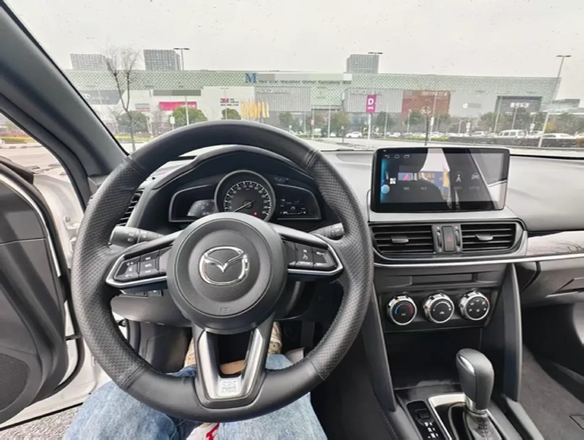 2021 Mazda CX-4 2.0L 158HP L4 6AT,autocango,china used car exporter,china ev exporter,chinese used car exporter,chinese used ev exporter