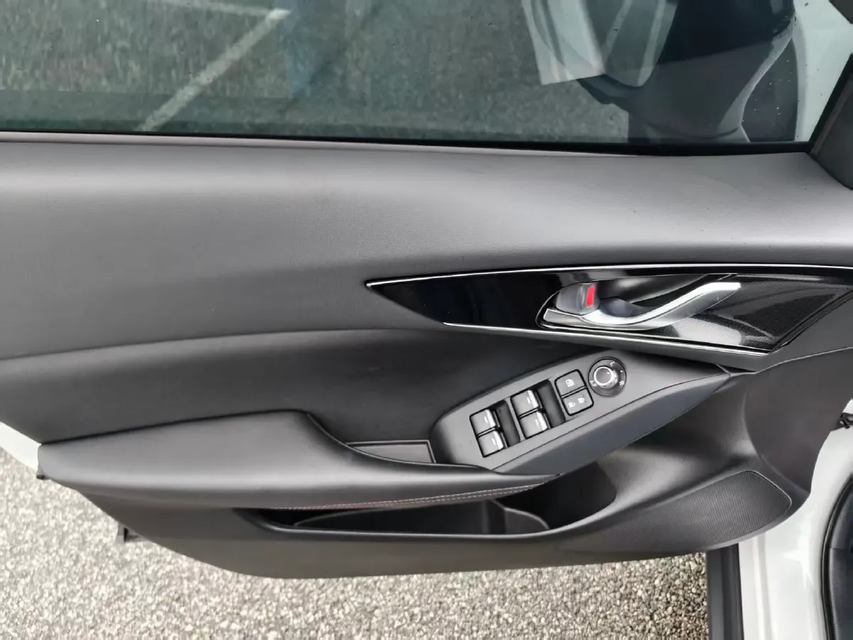 2021 Mazda CX-4 2.0L 158HP L4 6AT,autocango,china used car exporter,china ev exporter,chinese used car exporter,chinese used ev exporter