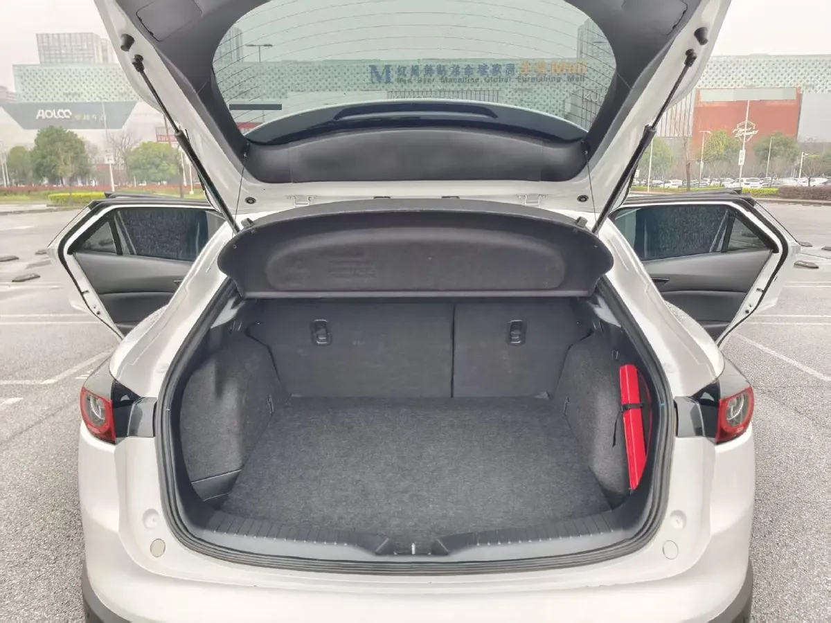 2021 Mazda CX-4 2.0L 158HP L4 6AT,autocango,china used car exporter,china ev exporter,chinese used car exporter,chinese used ev exporter